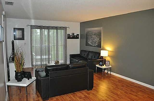 1st image of 7406 Woodmont Ave #202