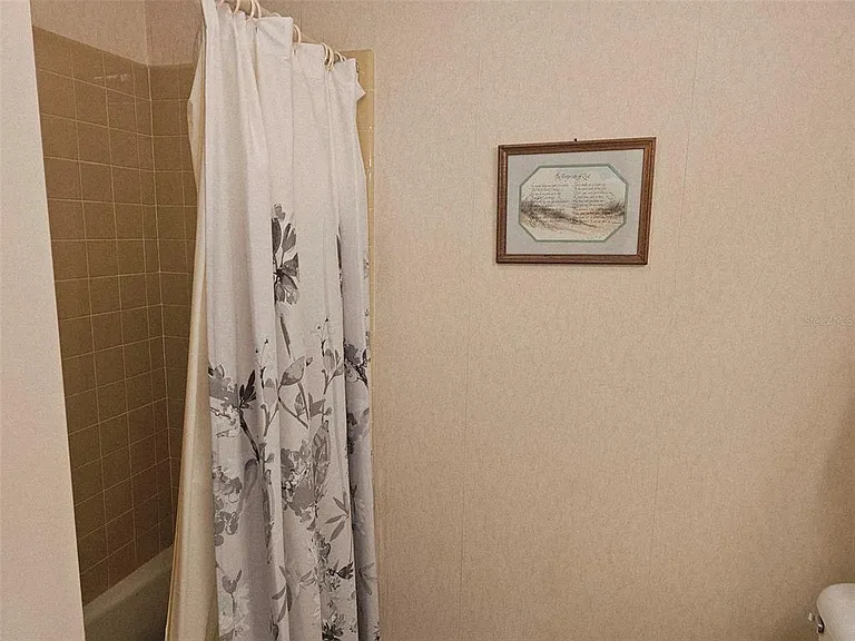 586 Lakeside Dr #586 — Photo 16