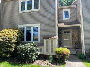 234 Snow Owl Dr UNIT 234, Southington, CT 06489