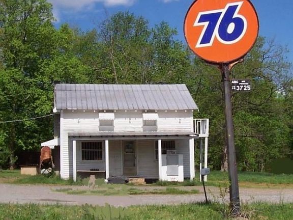 4th image of 141 Wards Rd