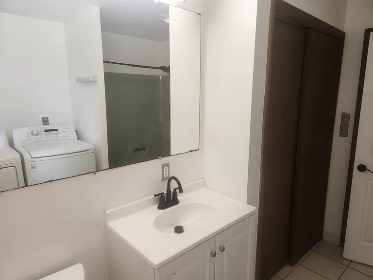 532 Hamlet Dr — Photo 18