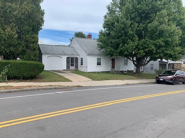1st image of 92 Temple Street