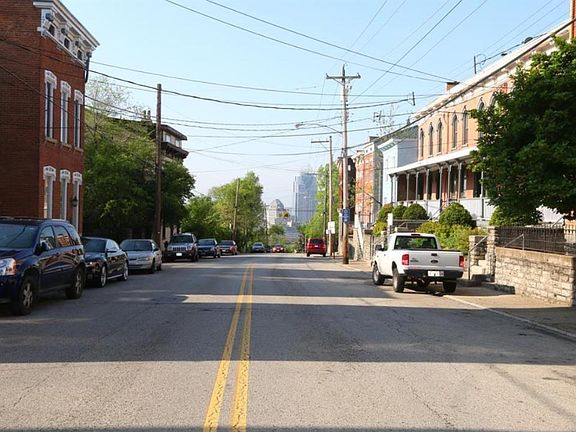 2nd image of 1715 Highland Ave #A