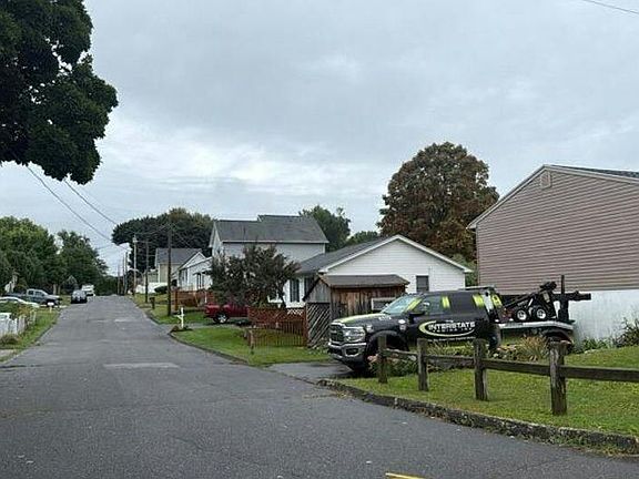 5th image of 44 Juliette St