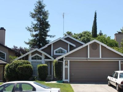 4716 Winter Oak Way, Antelope, CA, 95843