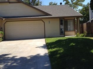 886 Crisp Dr, Yuba City, CA 95993