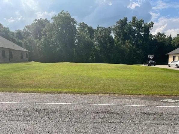 833 S South Fashion Blvd, Hahnville, LA 70057
