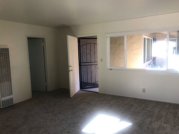 5th image of 3385-3395 Monroe St #33911