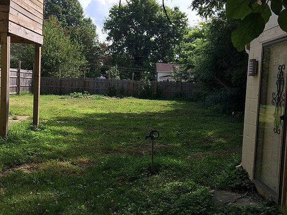 5th image of 522 Crittenden St