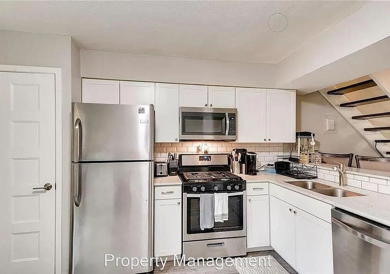 3450 Willowrun Dr — Photo 3
