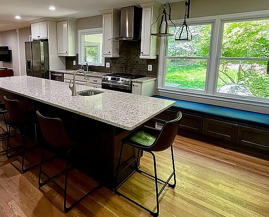 5th image of 2306 Creek Dr