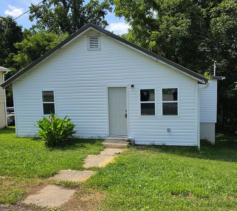 1st image of 1752 Granby Rd