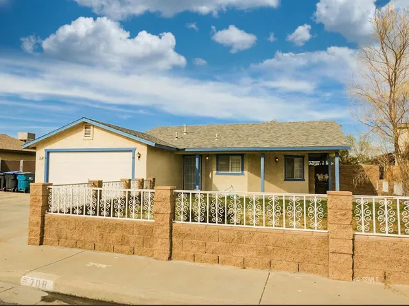 708 Ginger Ave, Ridgecrest, CA 93555
