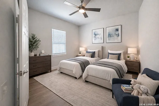 330 E Carson St #1102 — Photo 32