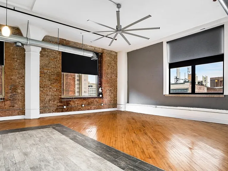 87 Peachtree St SW #506 — Photo 5