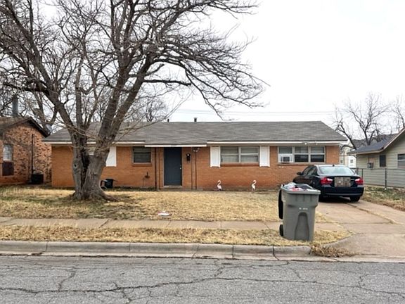 4th image of 2707 Roanoke Dr