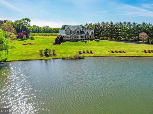 18438 Snaffle Ln, Culpeper, VA 22701