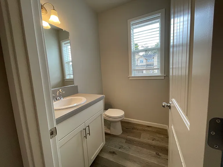 7170 SE Sarah Dr — Photo 12