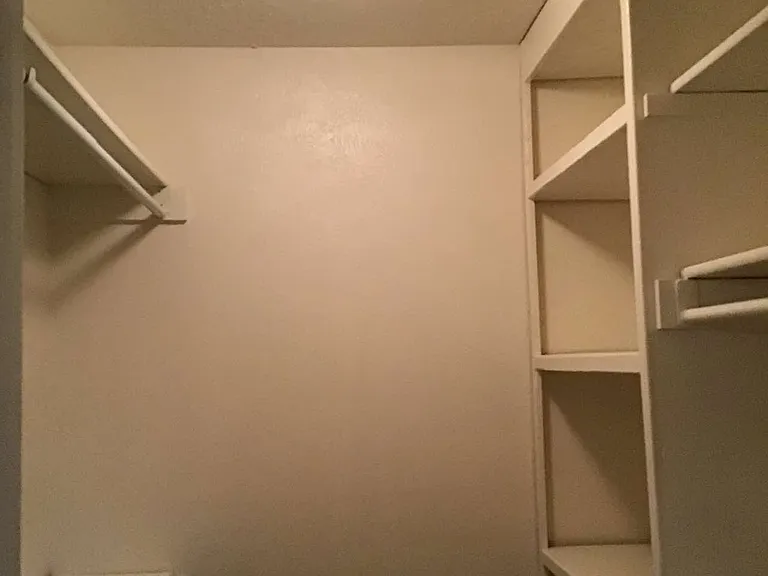 2622 Meadowview Dr — Photo 19