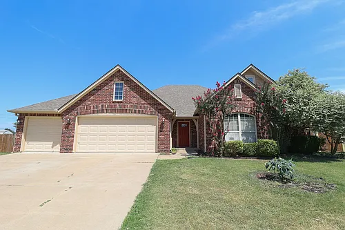 5107 Barr Dr Photo 1