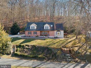 352 Ray Mar Rd, Oxford, PA 19363
