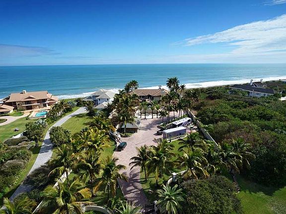 2nd image of 10880 N Highway A1a