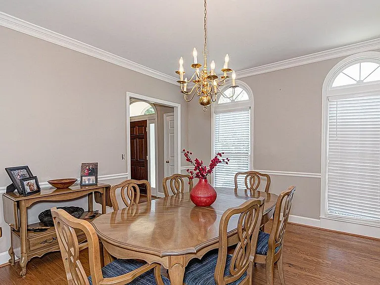 7 Bridgecreek Ct — Photo 27