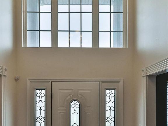 Two story entry foyer