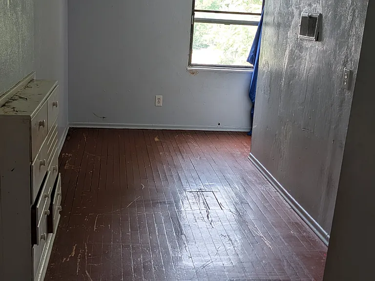 2529 Ada Ave — Photo 8