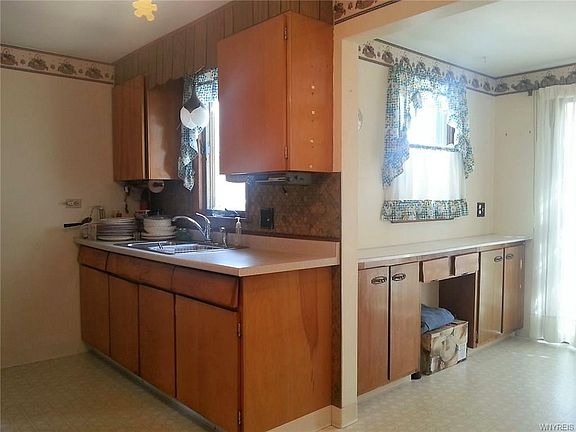 4th image of 69 N Ellwood Ave