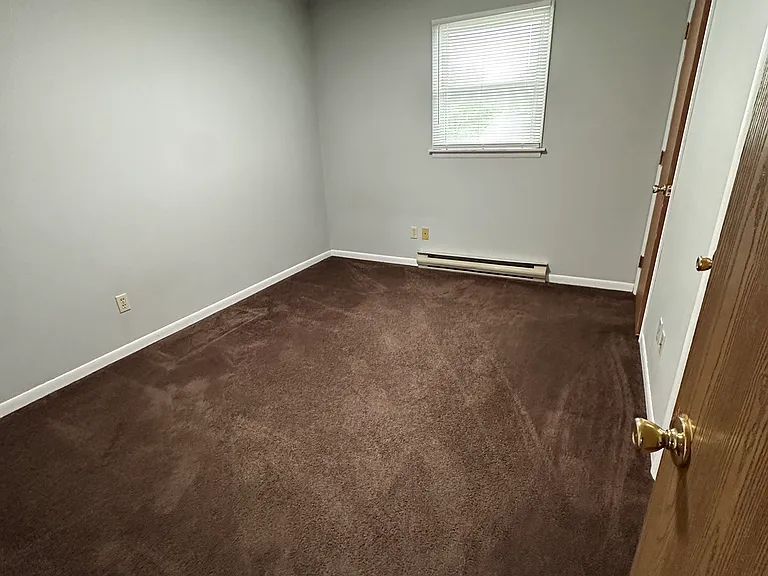 888 Wayne Ave #13 — Photo 10