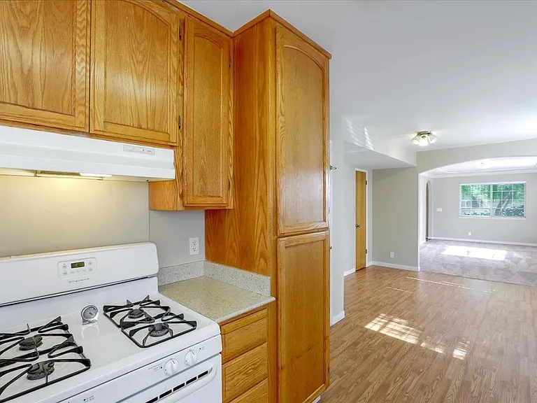 1024 Garland Ave — Photo 11