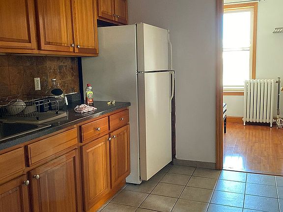 4th image of 31-03 30th Ave #3R