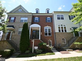 8013 Homefield Dr, Landover, MD 20785