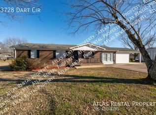 13728 Dart Cir, Athens, AL 35611