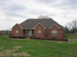 2304 Friendship Dr, Lebanon, TN 37087