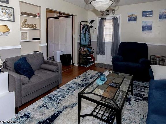 2nd image of 40-42 Harley Dr #48