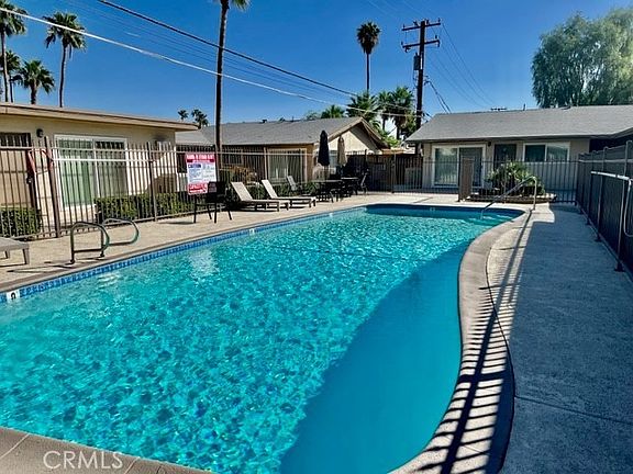 5th image of 685 E Vista Chino APT 4