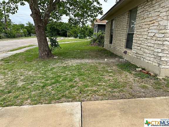 2nd image of 802 Stovall Ave