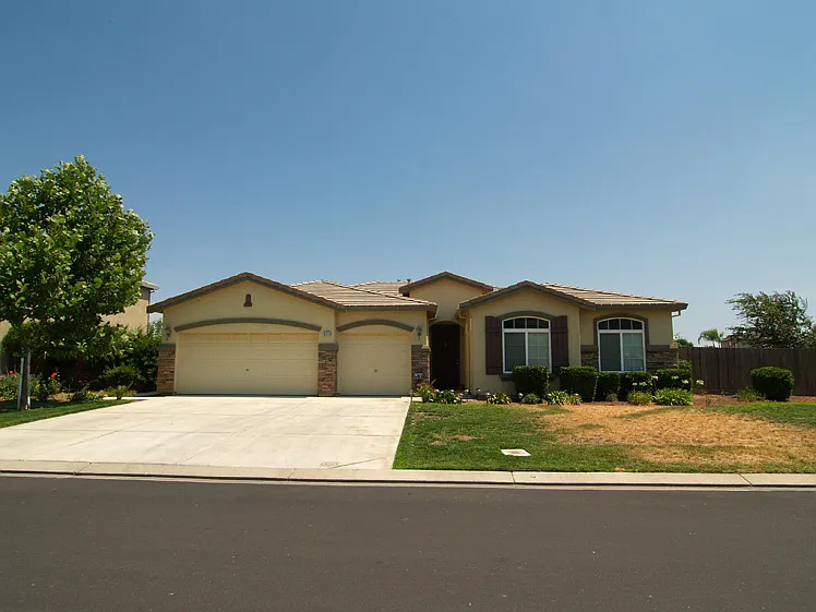 9715 Heatherhearst Dr photo 1