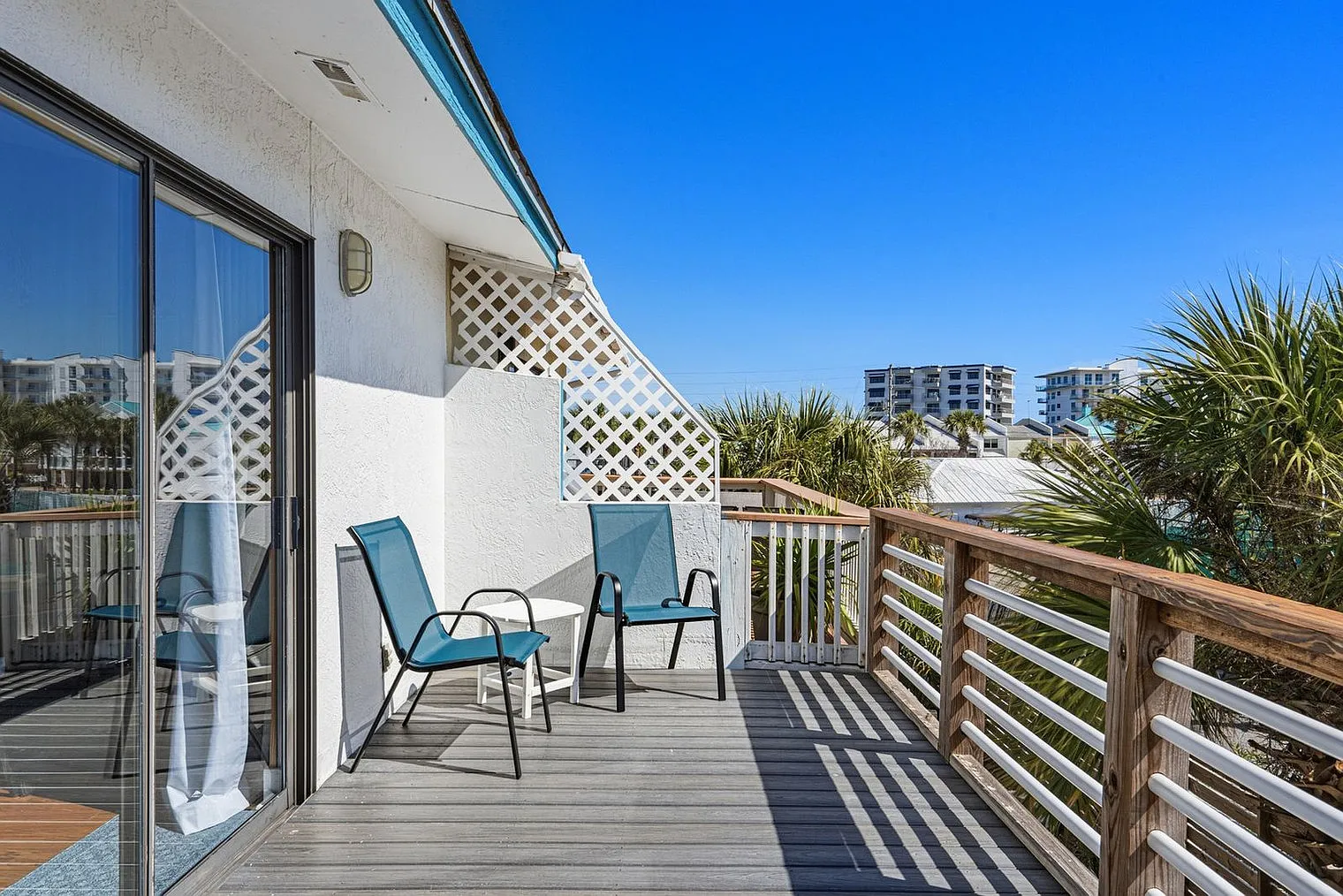 2 bed, 3.0 bath, 3003 sqft, $3,456 — Photo 3