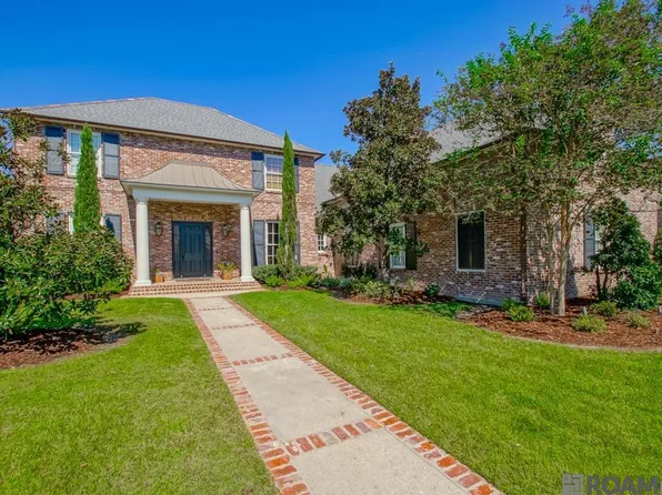 2718 University Club Dr, Baton Rouge, LA 70810