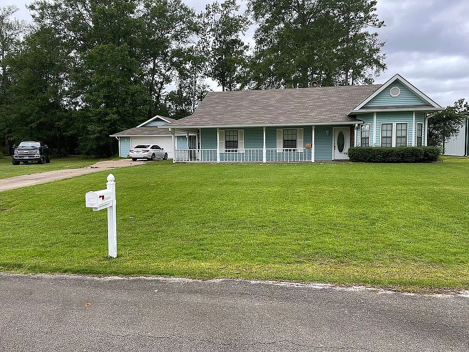 1st image of 110 Bear Creek Dr