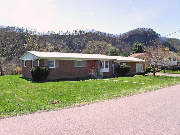 2nd image of 2215 Dressler Dr
