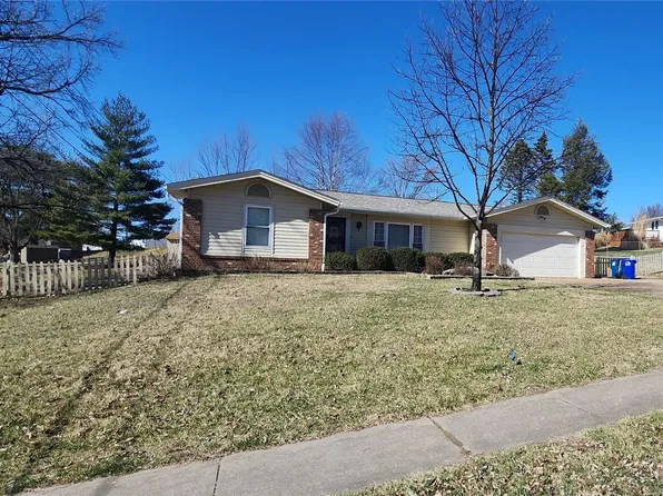 3465 Taylor Ave, Bridgeton, MO 63044