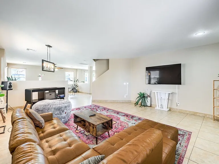 5663 Artesia Lake Ct — Photo 4