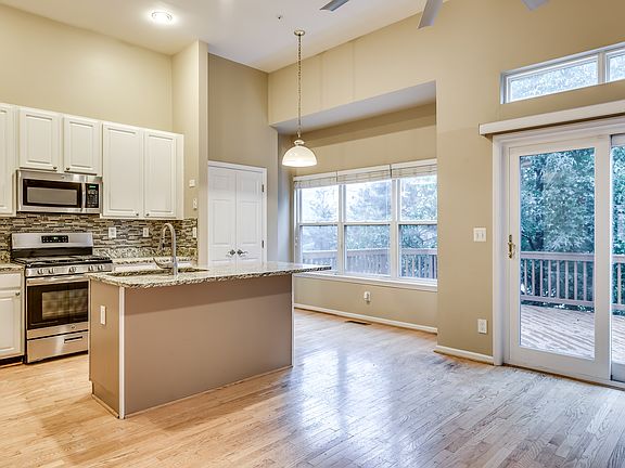 5th image of 2501 Woodrow Wilson Dr