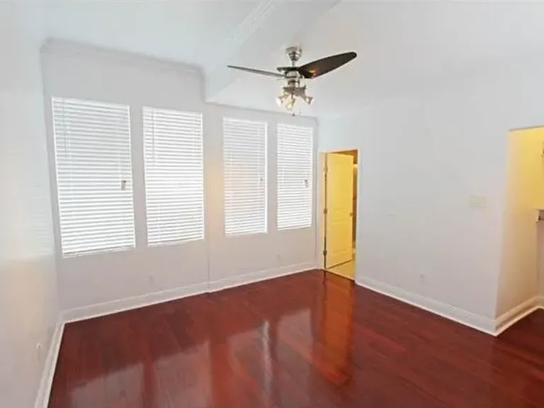 4136 Elba St — Photo 12