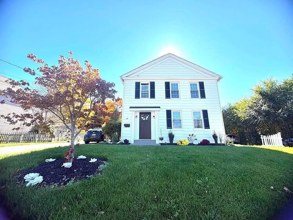 2 bed, 1200 sqft, $2,100 — Photo 3