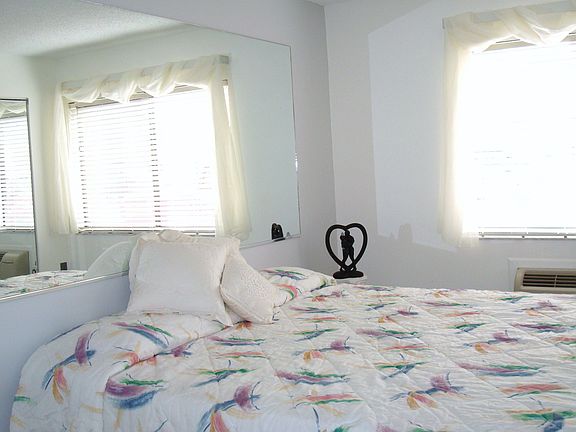 4th image of 20865 Haulover Cv Unit 9